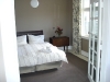king-bed-apartment
